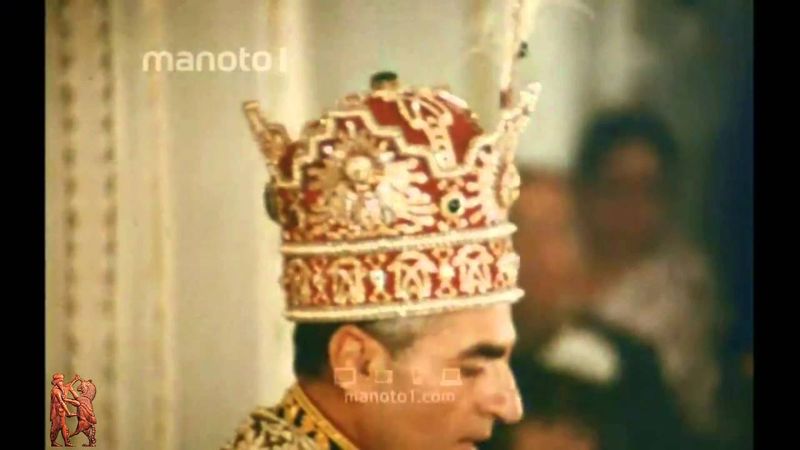 مراسم تاج گذاری محمدرضا شاه و شهبانو فرح  پهلوی  ۴ آبانِ ۱۳۴۶
