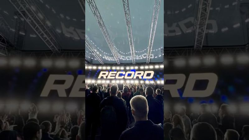 #vkfest2025 #электроннаясцена #radiorecord #dj #music #первыйдень