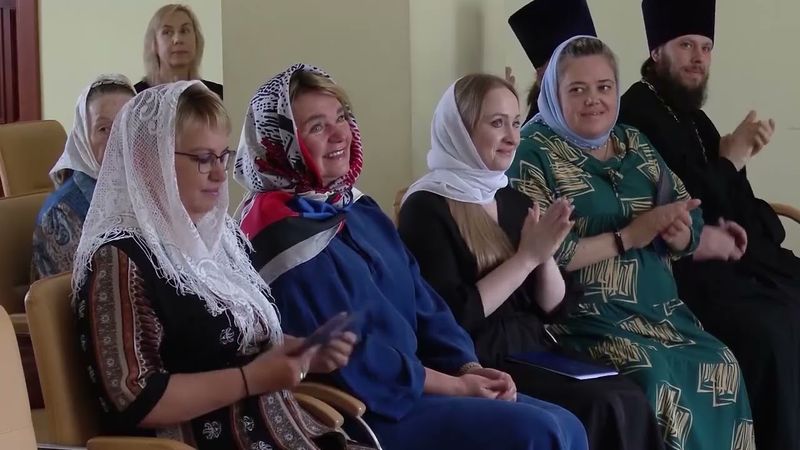 В Челябинске вручили дипломы выпускникам Центра подготовки церковных специалистов