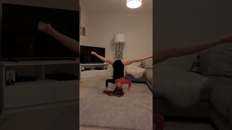 Headstand Splits #Gymnastics #splits #headstandsplit #taylorsversion #dance #gymgirl #dance #music