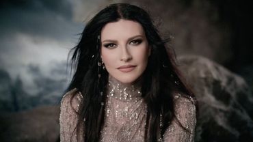 Laura Pausini - MI HISTORIA ENTRE TUS DEDOS (Official Video)