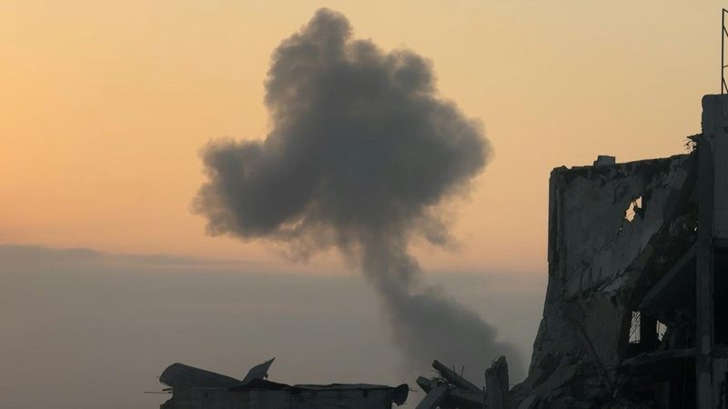 Israel continues offensive on Gaza City as famine declared | AFP