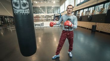 Как бьют чемпионы по боксу - Быстрый джеб!