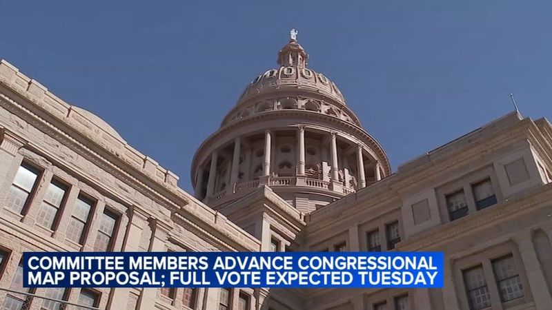 Texas House panel advances redrawn congressional map