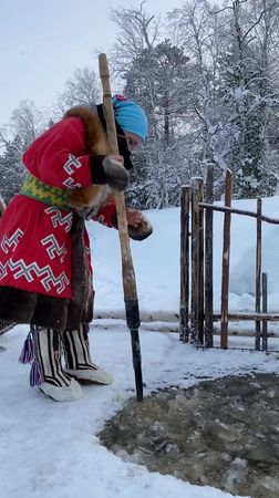 😀🏡#рыбалказимой #мордушка #хмаосевер #ханты #жизньвлесу #стойбище #зи...