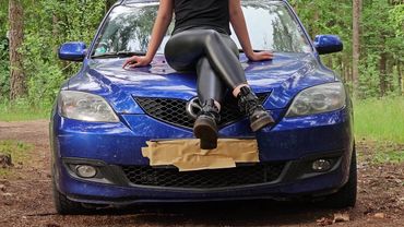 Stomping and Jumping on Mazda's Roof Car Destruction Preview