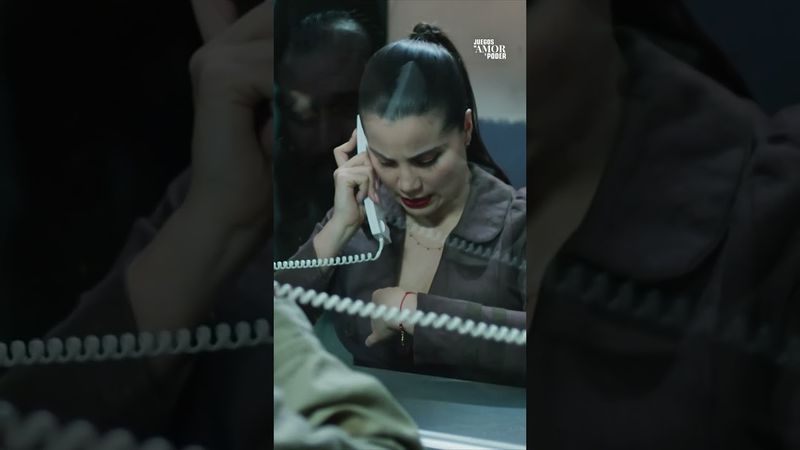 ¡El Greñas descubre que su esposa lo engaña! #JuegosdeAmoryPoder #Uninovelas