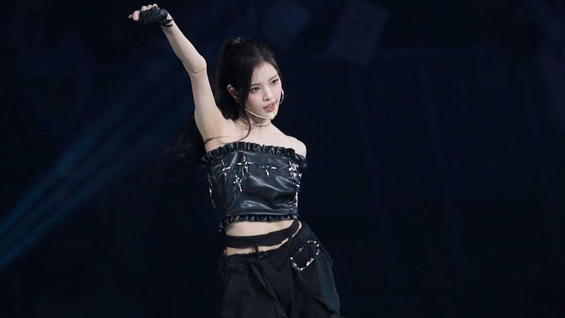 [4K] 251225 하츠투하츠 유하 'FOCUS X Dirty Work' 직캠 (Hearts2Hearts YUHA FanCam)