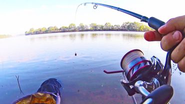 Ловля КАРАСЯ на ФИДЕР в реке с течением. Карась на фидер. Рыбалка на карася в реке весной