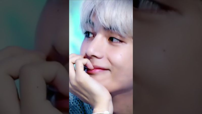 Пожалуйста,сохраните эти прекрасные мгновения на долгую память.. я люблю вас #taehyung  #bts  #army