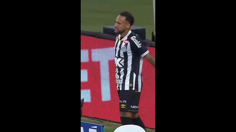 Neymar perde grande chance de gol para o Santos contra o Cruzeiro