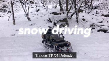 Traxxas TRX4 Defender snow driving Rc car