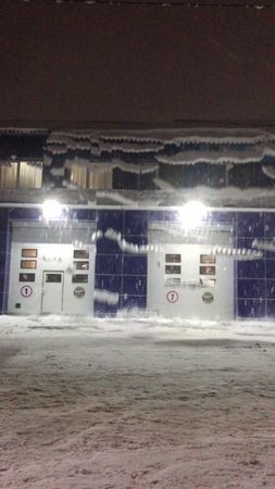 Зато как красиво полетела лопата 🤣#снегопад