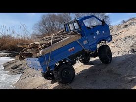 WPL D12 SUZUKI CARRY Off-road Driving(MN D99S Chassis) 4X4 RC Car