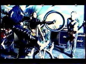 1999 - МузТВ - Децл - Слёзы (отрывок)