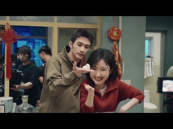 BTS｜花絮掉落，快来查收张彬彬毛晓彤的新年祝福【芬芳喜事】