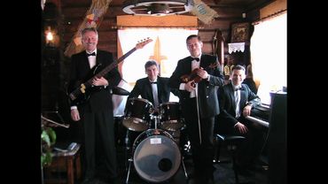 That's All Right (Mama)/ cover- Elvis Presley