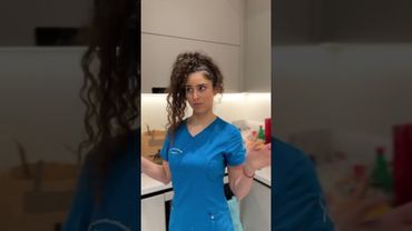 Tagujte vasu koleginicu😂