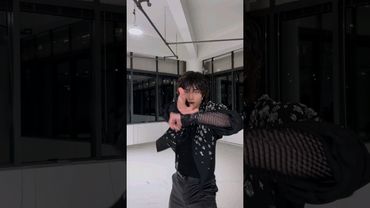 🥟🥟💫 #ChkChkBoom #StrayKids #스트레이키즈 #ATE #현진 #Hyunjin #StrayKidsComeback #YouMakeStrayKidsStay