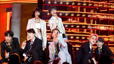 BTS & Halsey - Boy with Luv (Live on Billboard Music Awards) 4K