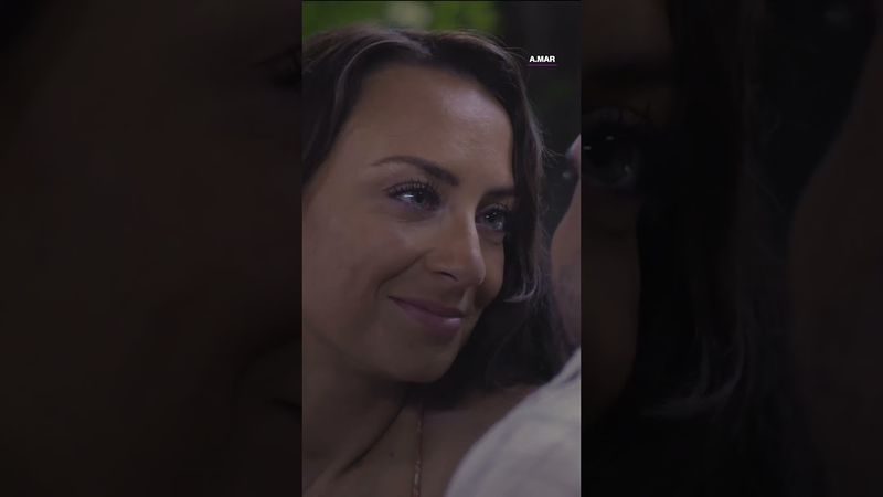 Gabriel no logra besar a Marina #AMar #Uninovelas