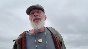 Запустил самолетики, а мог бы и дроны