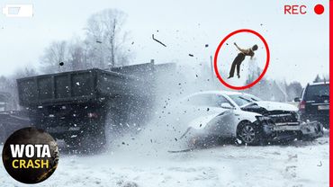 60 UNBELIEVABLE Icy Road Madness Caught on Camera with Idiots in Cars | Best of The Week