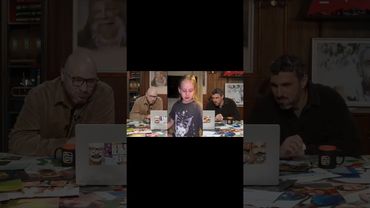 Нельзя смеяться. Смех с водой. @КомментШоу #shorts #юмор