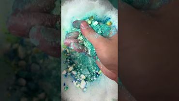 Colourful dyed gym chalk #oddlysatisfying #shortscreate #relaxing #gymchalk