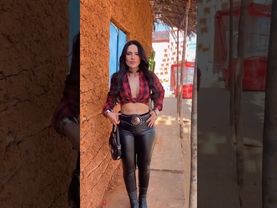 Black, Glossy & Powerful - The Look That Always Wins | Glossy Leggings GRWM Guide