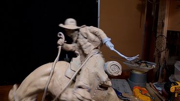 A BURR UNDER THE SADDLE BLANKET   Sculpting the Cowboy's Left Hand and Quirt