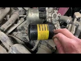 Замена эл.мотора насоса тормозов Тойота NOAH.