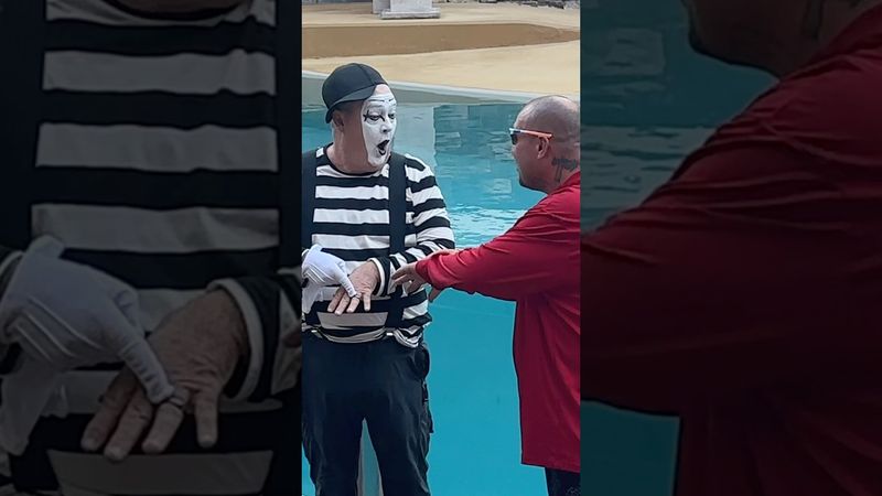 Best moments Tom mime Seaworld to make you laugh 😂🤣 #seaworldmime #tomthemime #fun #mime