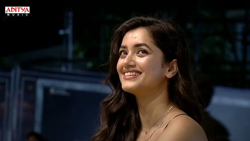 Actress Bhagyashrii Borse Speech @ KINGDOM Pre-Release Event |VijayDeverakonda | Gowtam T