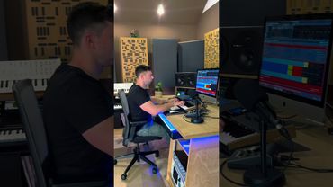 Next week the Extended and instrumental version will be released🛸😎 #90smusic