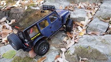 TRACTION HOBBY 1/8 Founder Jeep Man-duk 1Dong Adventure 3