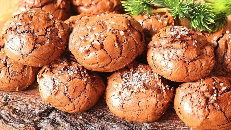 The most delicious brownie chocolate chip cookies. A very simple cookie recipe. Super chocolate!