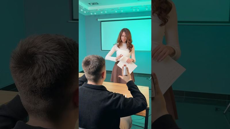 Как списывают фокусники 😂 #shorts