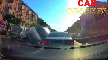 Hard Car Crashes & Idiots in Cars 2022 - Car Crash Compilation #165 - Russian Car Crashes