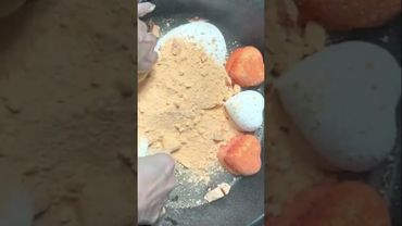 Gym Chalk Hearts 💛🤍