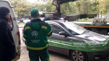 Эвакуация автомобиля в Москве на Угрешской улице