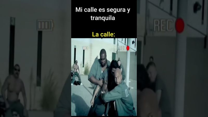 Qualquer rua na América Latina #humor #meme #fypp