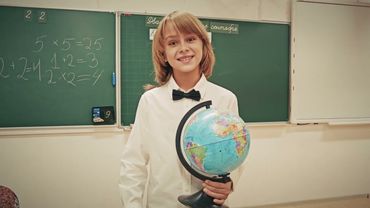 УЧИТЕЛЯМ...🍁❤️👠🍁 ЯРОСЛАВ ГРЕБЕЛЬНЫЙ  (сл. Людмила Носова  муз. Людмила Гребельная)