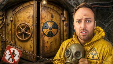 Нашли Заброшенный Секретный Ядерный Бункер Спрятанный в Скале!