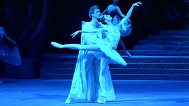 Raymonda Dream Scene Zakharova Uvarov Kaptsova Krysanova 2005 Bolshoi Ballet
