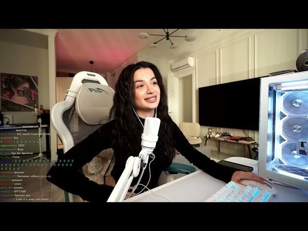 Tenderlybae - TWITCH VOD