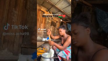 somewhere in west Africa #africanwoman #africanwomen #africa #lifeisbutadream #africancountry