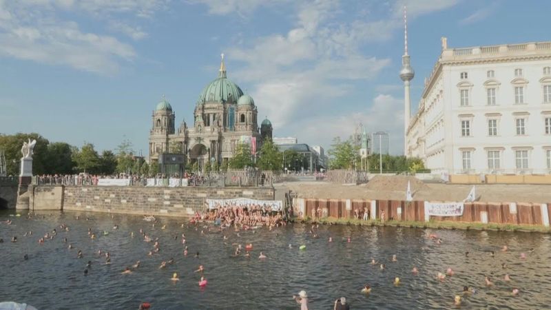 Berlin bathers demand end to swimming ban in city's river | AFP