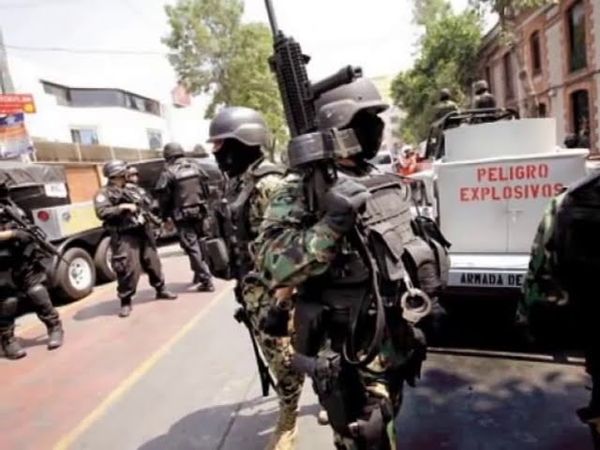 INFANTES DE MARINA  VS SICARIOS IMAGENES EXPLICITAS