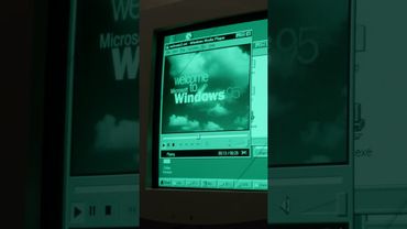 Windows 95 on Pentium II Overdrive Monochrome CRT movie playback in the BACKROOMS